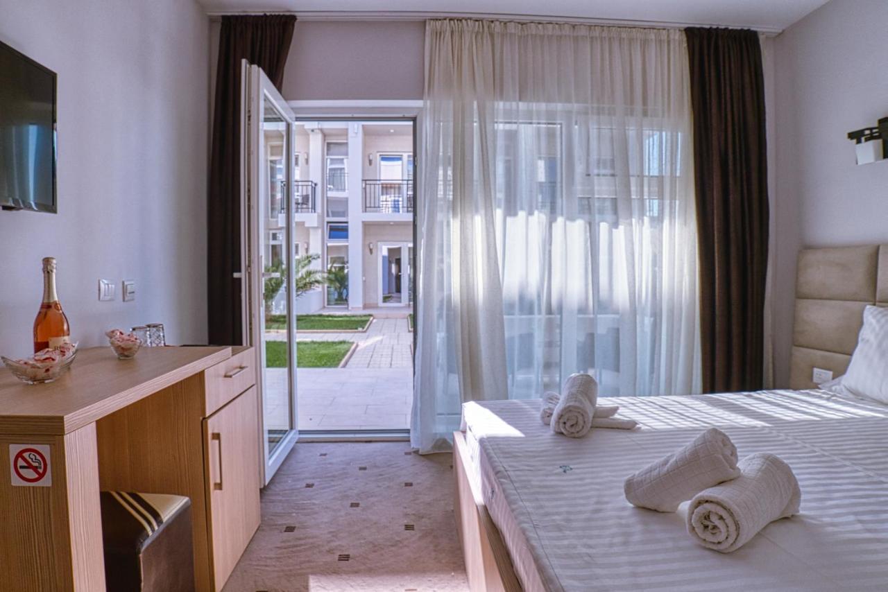 Sammos Beach Resort Navodari Luaran gambar